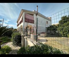 Talsano- villa con giardino e garage - 8