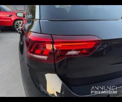 Volkswagen T-Roc 2.0 TDI SCR 150 CV DSG R-Line - 8