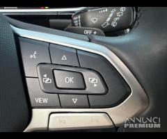 Volkswagen T-Roc 2.0 TDI SCR 150 CV DSG R-Line - 18