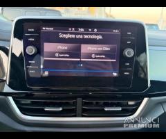 Volkswagen T-Roc 2.0 TDI SCR 150 CV DSG R-Line - 19
