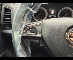 Skoda Karoq 1.6 TDI SCR 115 CV Style - 19