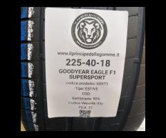 2 GOMME 225 40 18 GOODYEAR A68973