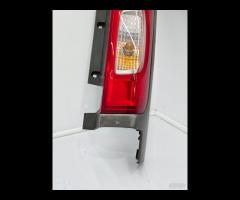 FARO FANALE STOP POSTERIORE DESTRO RENAULT TRAFIC