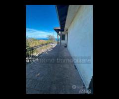 Villetta singola su due livelli a Mascali