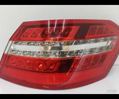 FARO FANALE STOP POSTERIORE DX MERCEDES E350 W212 - 6