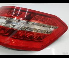 FARO FANALE STOP POSTERIORE DX MERCEDES E350 W212 - 8