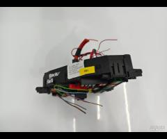 SCATOLA FUSIBILI DISTRIBUTORE CORRENTE POSTERIORE