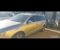 Ricambi VW Passat sw 2.0 D del 2007 motore BMR