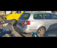 Ricambi VW Passat sw 2.0 D del 2007 motore BMR - 6
