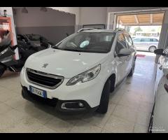 PEUGEOT 2008 1.2 cc. 82 cv. Navigatore