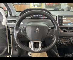 PEUGEOT 2008 1.2 cc. 82 cv. Navigatore