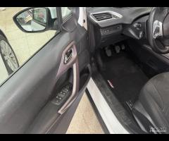 PEUGEOT 2008 1.2 cc. 82 cv. Navigatore - 14