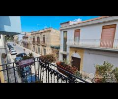 Castelvetrano casa ind. con ampio garage - 17