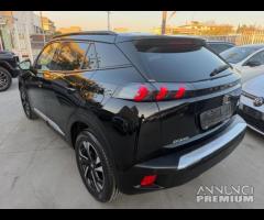 Peugeot 2008 BlueHDi 130 S&S EAT8 Allure Pack