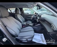 Peugeot 2008 BlueHDi 130 S&S EAT8 Allure Pack - 18