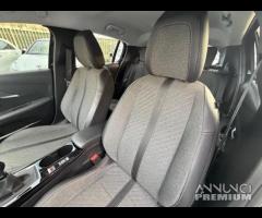 Peugeot 208 PureTech 100 Stop&Start 5 porte Allure - 17