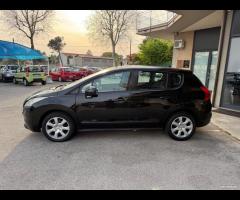 Peugeot 3008 1.6 HDi 110CV - Neopatentati
