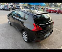 Peugeot 3008 1.6 HDi 110CV - Neopatentati