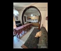 Casa semindipendente con cortile a Giarre