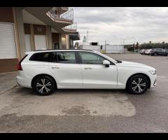 Volvo V60 D3 - 2.0 Diesel 150 Cv - Automatica - 9