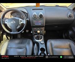 Nissan Qashqai 2.0 dCi DPF Tekna 7 posti - 13