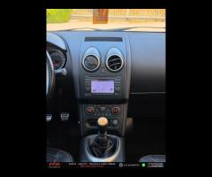 Nissan Qashqai 2.0 dCi DPF Tekna 7 posti - 15