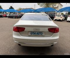Audi A8 4.2 V8 TDI quattro tiptronic - - 8