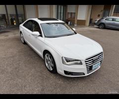 Audi A8 4.2 V8 TDI quattro tiptronic - - 9