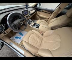 Audi A8 4.2 V8 TDI quattro tiptronic - - 12