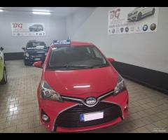 Toyota Yaris Hybrid/benzina unico prop 2015 cambio - 2