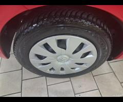 Toyota Yaris Hybrid/benzina unico prop 2015 cambio - 23