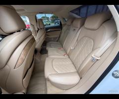 Audi A8 4.2 V8 TDI quattro tiptronic -
