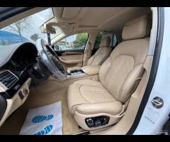 Audi A8 4.2 V8 TDI quattro tiptronic - - 16