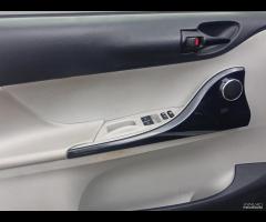 Toyota iQ 1.0 CVT Lounge - 10