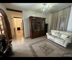 GROTTAGLIE - Villa indipendente con giardino