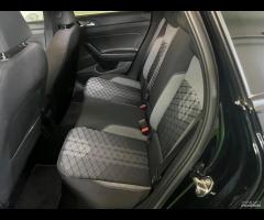 Volkswagen Taigo 1.0 TSI 115 CV DSG R-Line - 13