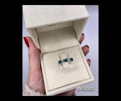 FEDINA IN ORO BIANCO 18kt. DIAMANTI E SMERALDI - 7