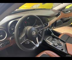 Alfa Romeo Giulia 2.2 Turbodiesel 180 CV AT8 Busin - 11