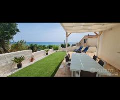 Triscina villetta ind. con vista mare incantevole