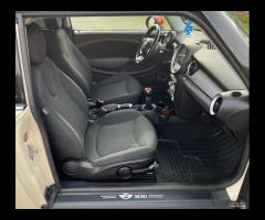 Mini Cooper D Clubman 1.6 16V - 15