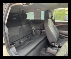 Mini Cooper D Clubman 1.6 16V - 16