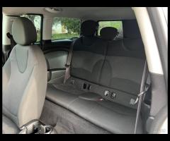 Mini Cooper D Clubman 1.6 16V - 17