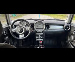 Mini Cooper D Clubman 1.6 16V - 18