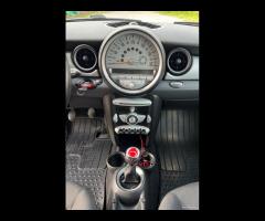 Mini Cooper D Clubman 1.6 16V - 19