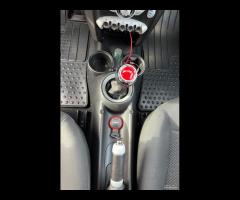 Mini Cooper D Clubman 1.6 16V - 21