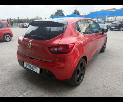 Renault Clio 1.2 75CV 5 porte Wave - 9
