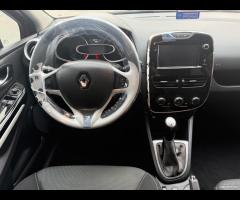 Renault Clio 1.2 75CV 5 porte Wave - 17