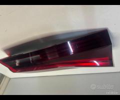 Fanale posteriore interno destro bmw x1 u11 2024