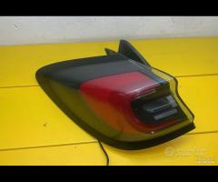 Fanale posteriore esterno sinistro ford puma 2023