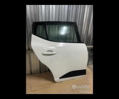 Porta sportello dacia sandero stepway 2025